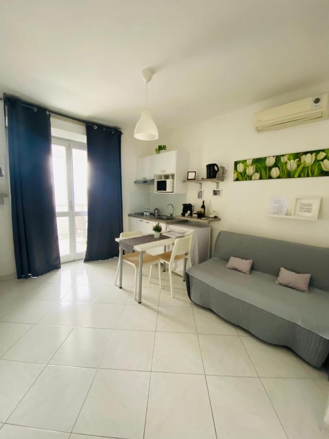 Апартаменты Vesucharme Flat Неаполь Экстерьер фото