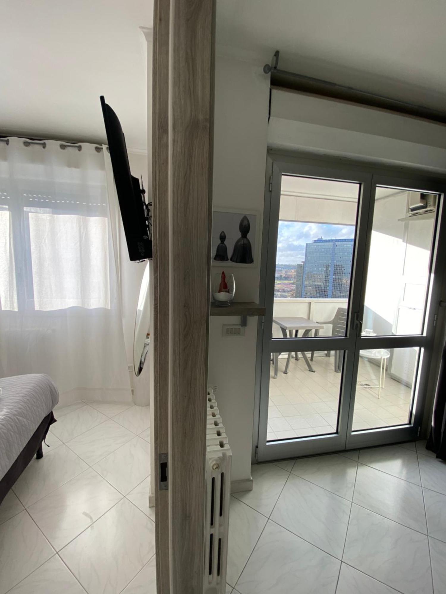 Апартаменты Vesucharme Flat Неаполь Экстерьер фото