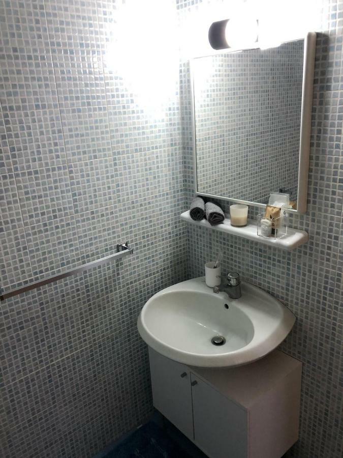 Апартаменты Vesucharme Flat Неаполь Экстерьер фото